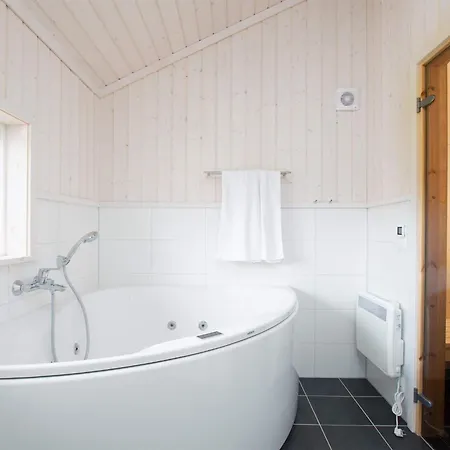 Private Sanctuary With Internal Sauna *